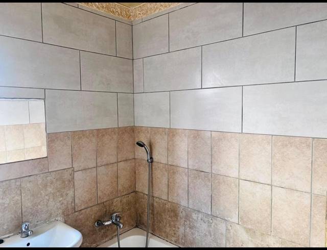 2 BEDROOM PROPERTY TO RENT IN FLEURHOF